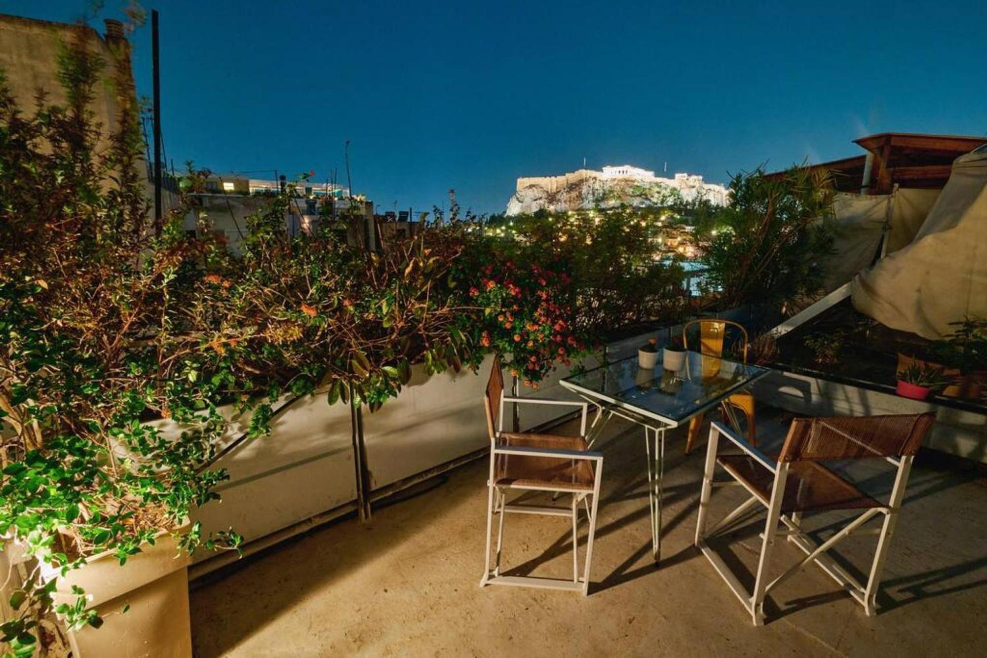 360 View In Roof Top Appartment With Patio Athens Exterior photo